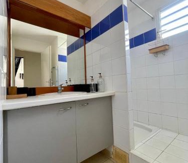 Baie-Mahault Apartment | Appartement cosy en ville