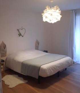 Ainay-le-Chateau Apartment | Appartement cosy 70 m2 tout confort 4 personnes