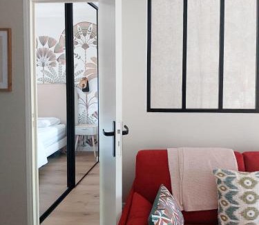 Quartier du Port Apartment | Appartement cosy lumineux avec balcon