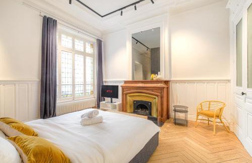 Puvis De Chavannes - Le Lycee Apartment | Appartement d'exception Lyon 6e