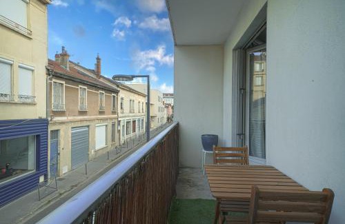 Republique - Tolstoi Apartment | Appartement de caractère Central Cosy & Calme