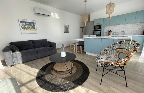 Viggianello Apartment | Appartement de Charme, Neuf, vue sur le Golfe de Valinco et le Maquis