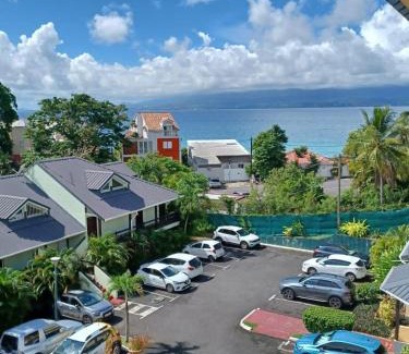 Bas du Fort Apartment | Appartement de la mer