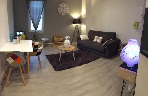 Begles Apartment | Appartement des Nuages Jademarg