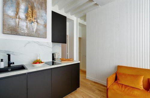 Les Iles Apartment | Appartement Design île St Louis - Welkeys