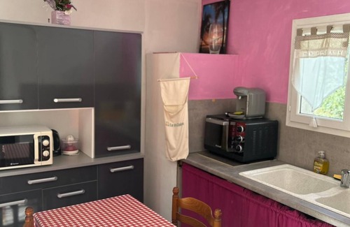 Rognes Apartment | Appartement en Pleine Nature