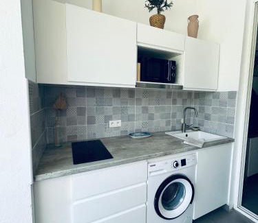 Cul de Sac Apartment | Appartement en résidence idéalement situé