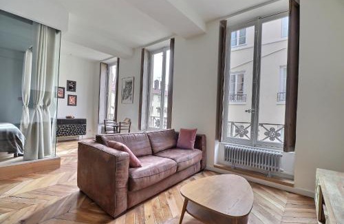 Griffon - Royale Apartment | Appartement entier - refait à neuf - Loft - City Center