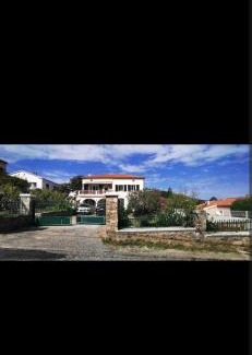 Calenzana Apartment | Appartement entre mer et montagne avec beau jardin