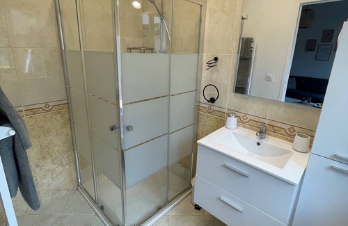 Brie-Comte-Robert Apartment | Appartement F2 Cosy en Centre Ville