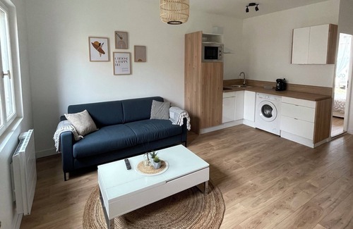 Brie-Comte-Robert Apartment | Appartement F2 Cosy en Centre Ville