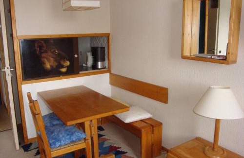 Meribel-Mottaret Apartment | Appartement familial aux pieds des pistes à Méribel Mottaret - FR-1-355-103