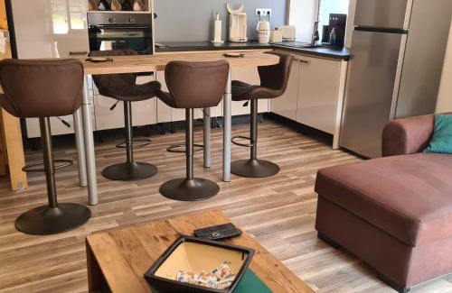 Villard-Saint-Sauveur Apartment | Appartement au cœur du Haut-Jura