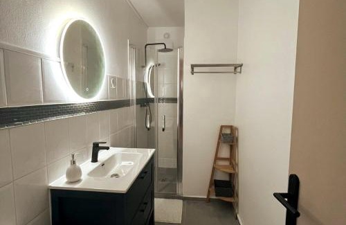 Saint-Claude Apartment | Appartement l'écrin