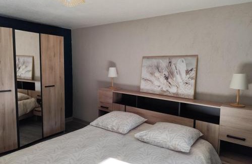 Paroisse Notre-Dame Apartment | Appartement Le Maé avec terrasse et place de parking privative gratuit