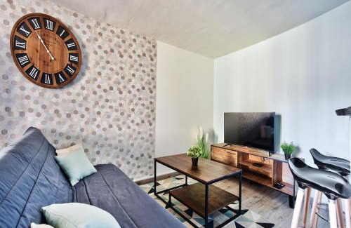 Champ de Foire Apartment | Appartement Le Spacieux Bressan - Hyper-Centre