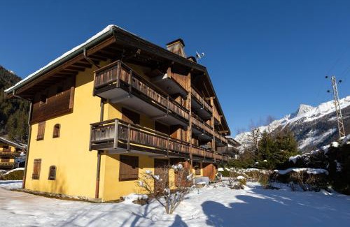 Chamonix-Mont-Blanc Apartment | Appartement Les Capucins 22 - Happy Rentals