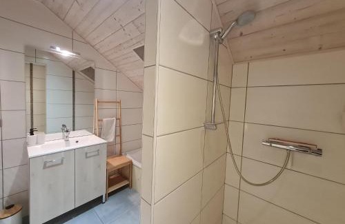 Le Thillot Apartment | Appartement lumineux 3 chambres, terrasse, proche commerces et ski, avec WiFi - FR-1-589-677