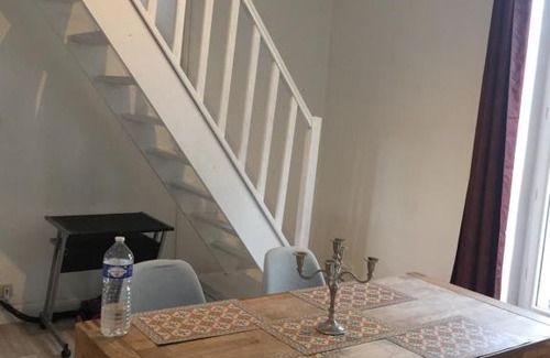 Aurillac Apartment | appartement Marie Maurel Duplex et sa pizza offerte