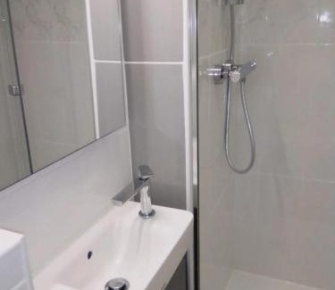 Rodez Apartment | Appartement moderne à Rodez de 46 m² avec balcon