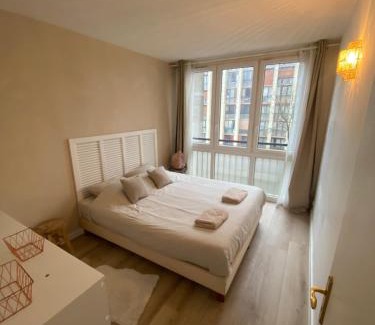 Meudon-la-Foret Apartment | Appartement Moderne 2 chambres Proche Paris