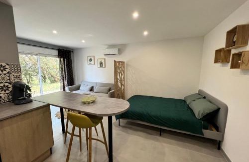 Mondragon Apartment | appartement Mondragon