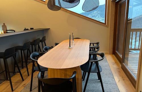 Meribel-Mottaret Apartment | Appartement neuf à Méribel, proche des pistes, balcon, service concierge inclus! - FR-1-613-103