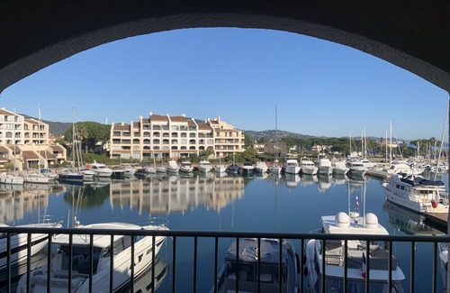 Port Cogolin Apartment | Appartement Neuf et Climatisé Marines de Cogolin