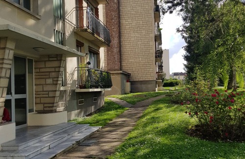 Enghien-les-Bains Apartment | Appartement Prés du lac D'enghien les Bains