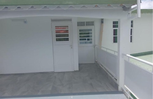 Les Abymes Apartment | Appartement pour location saisonnière