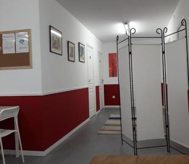 Saint-Coulitz Apartment | Appartement Privé, Camping La Pointe