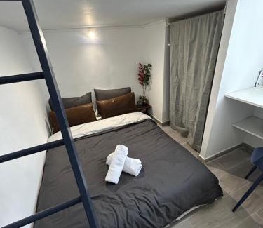 Livry-Gargan Apartment | appartement proche de Paris Cosy et Lumineux