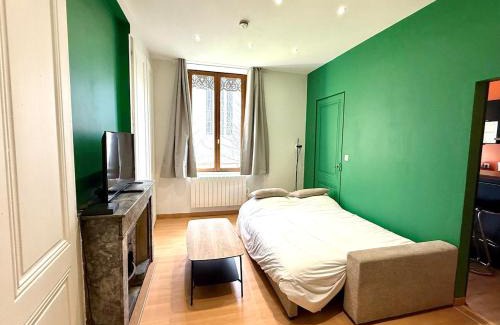 Republique - Tolstoi Apartment | Appartement proche des transports