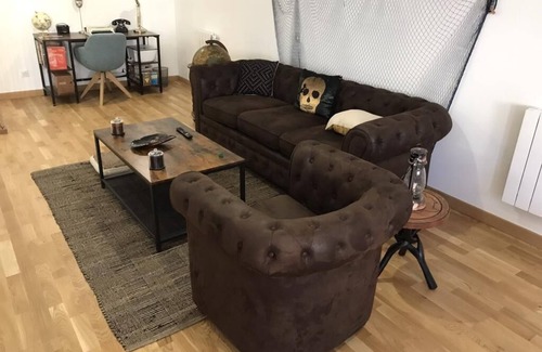 Clermont-Ferrand Apartment | Appartement Rénové Lumineux au Cœur des Remparts