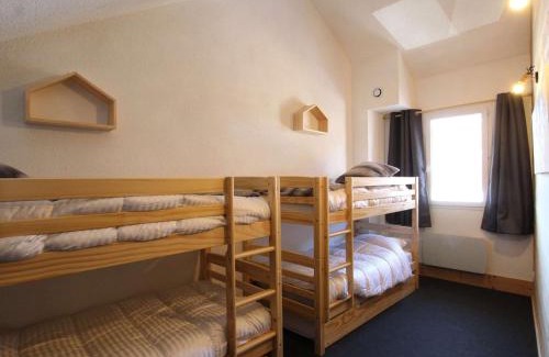 Briancon Apartment | Appartement rénové 4 pièces avec mezzanine et 3 chambres, au cœur de Briançon, proche commerces et télécabine - FR-1-330C-118