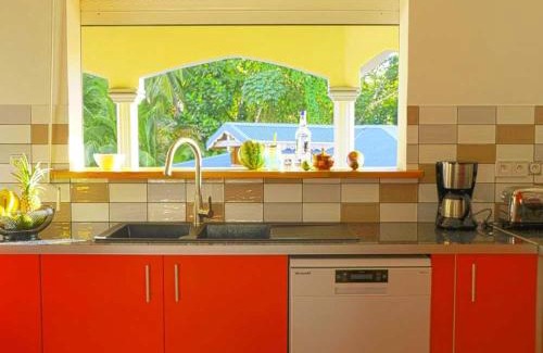 Lamentin Apartment | Appartement spacieux à Lamentin + piscine et jacuzzi.