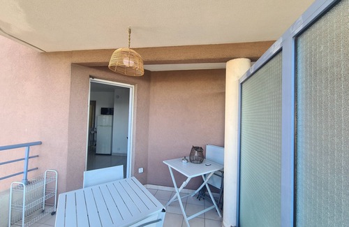 Frejus Port Apartment | Appartement sur Port Fréjus, à 2 pas de la Plage, Base Nature et Restaurant !