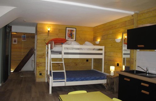 Tourbes Apartment | Appartement T1 bis cosy avec patio 17 BIS