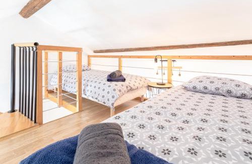 Beziers Apartment | Appartement terrasse Duplex climatisé au cœur de Beziers