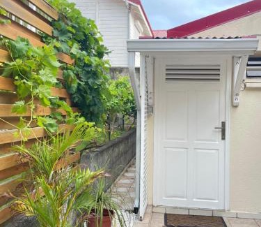 Terre-de-Haut Apartment | Appartements CHEZ COCO - Résidence de charme au coeur de Terre-de-haut - Clim, kitchenette, terrasse et Wifi - Proche Centre & Plage