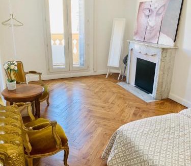 Gambetta Apartment | Appartment Le Charme du Bourgeois