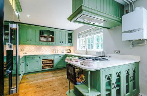 Nether Alderley House | Apple House by Staycay