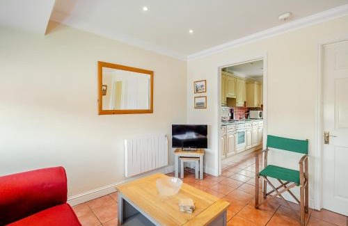 Clacton-on-Sea House | Appletree Cottage