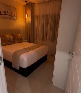 Greater Johannesburg Metropolitan Area Apartment | Apt 2 Bed in Stunning Golf Estate