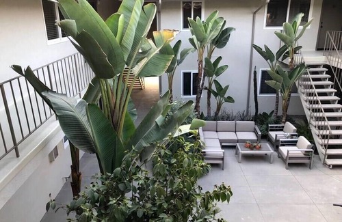 Carpinteria Apartment | Apt 7: Cozy Contemporary Family Beach Apartment