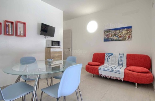 Torre Vado House | Apt A - Beach View Villa Controvento