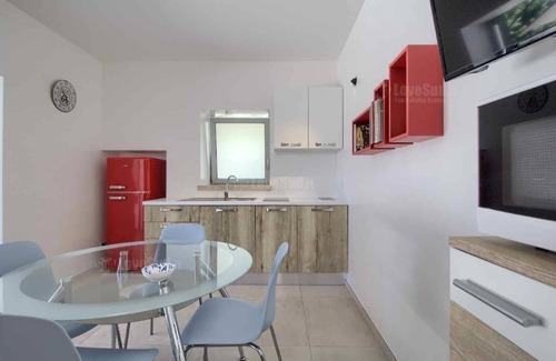 Torre Vado House | Apt A - Beach View Villa Controvento