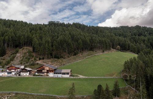 Sarentino Apartment | Apt Bergblick Hinterproslhof