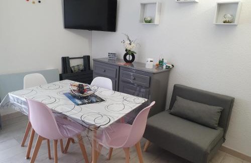 Font-Romeu-Odeillo-Via Apartment | apt cosy, 4 pers, plein centre ville, parking offert