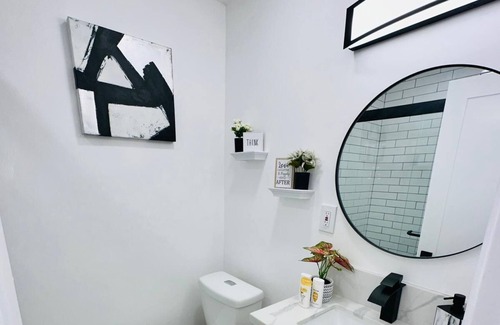 Boyle Heights Apartment | Apt de Lujo Cerca de Donwtown / Disneyland / Playas